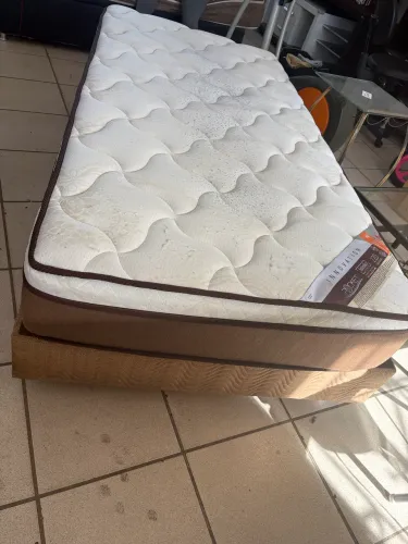 Cama meia casal