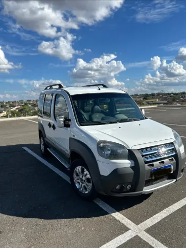 Fiat Doblo Adv/adv Tryon/locker 1.8 Flex 2013
