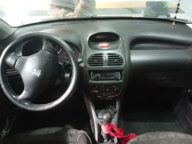Peugeot 206 Presence 1.4/ 1.4 Flex 8V 5P 2005