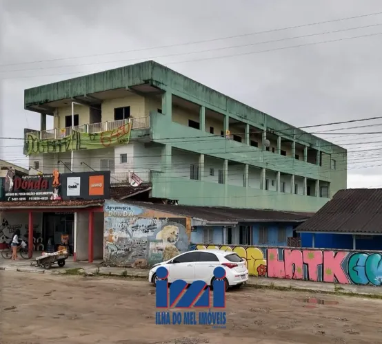 Apartamentos e loja em Shangri-lá