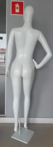 Manequin feminino 