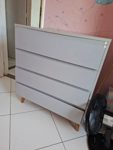 Vendo cômoda
