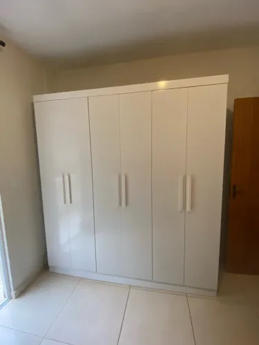 Guarda Roupa 6 portas 