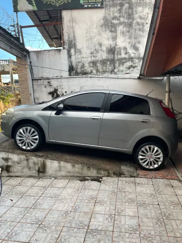 Fiat Punto Essence 1.6 Flex 16V 5P 2012