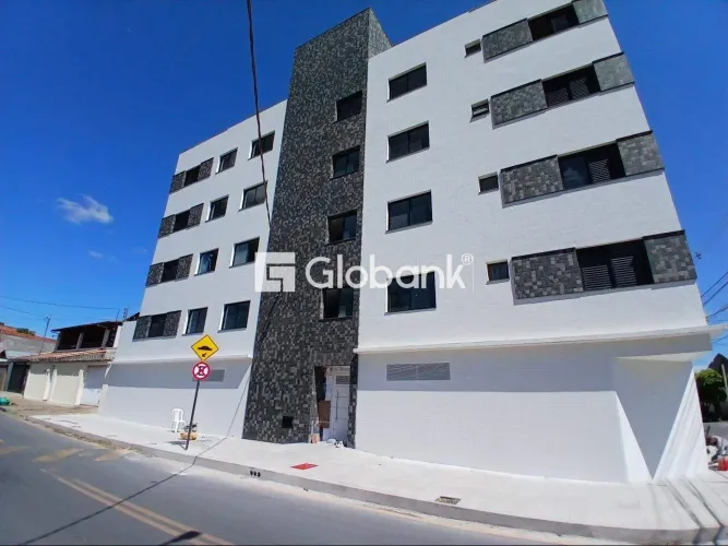 Apartamento 2 quartos a venda no bairro Cândida Câmara