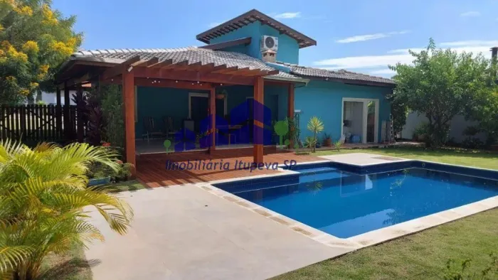 Casa de alto padrão no condomínio Horizonte Azul - Village Ambiental II em Itupeva-SP, com