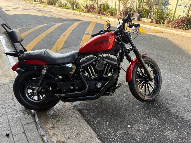 Harley Davidson 883