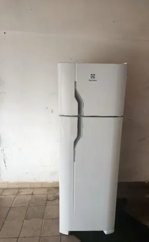Geladeira Electrolux Cycle Defrost Duplex Branco 260L DC35A