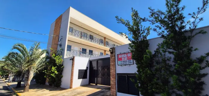 Alugo Flat mobiliado prox. a faculdade Salesiano e Unip.