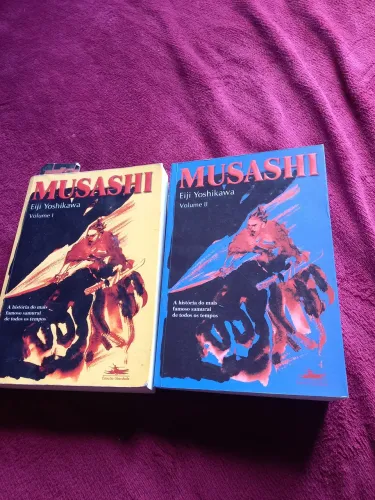 Musashi em 2 volumes 