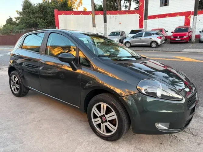 Fiat Punto Essence 1.6 Flex 16V 5P 2012
