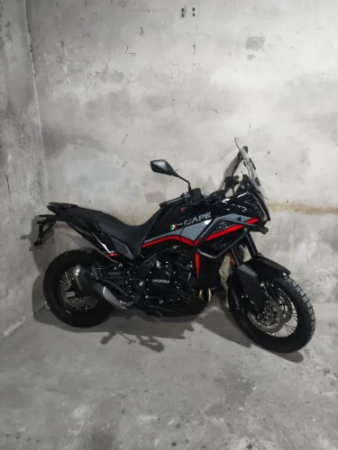 Vendo moto Morini x Cape 650 ano 2026