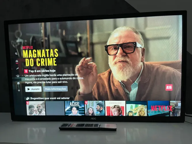 ? Smart TV AOC 32? ? Netflix, YouTube e Wi-Fi
