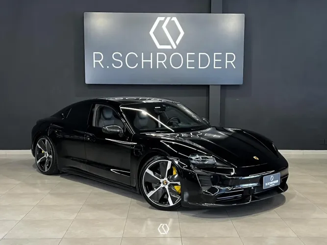 Porsche Taycan Turbo S (elétrico) 2021