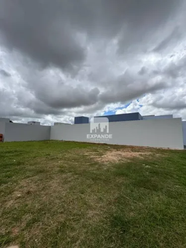 Terreno à venda, 272 m² por R$ 150.000,00 - Lívia I - Botucatu/SP