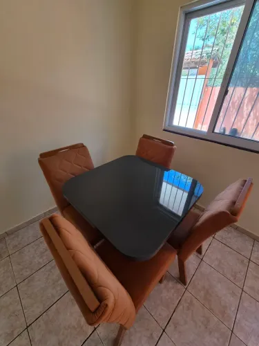 Mesa de Jantar 4 lugares