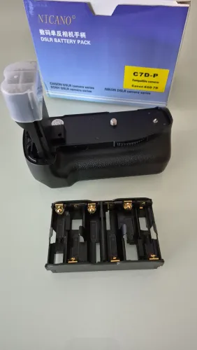 Grip (punho de câmera) para Canon 7D