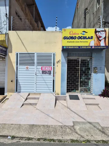 Casa na Rua Belém no bairro Industrial com comércio