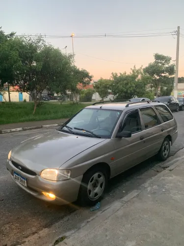 Ford Escort S.W GL 1.8i 16V 2000