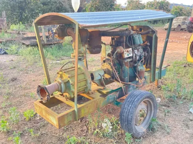 CONJUNTO DE IRRIGAÇÃO COMPLETO COM MOTOR DIESEL MERCEDES 608 + BOMBA THEBE BRL 33 MA