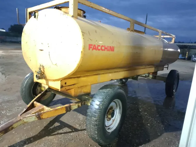 Tanq agrícola 4500 litros 