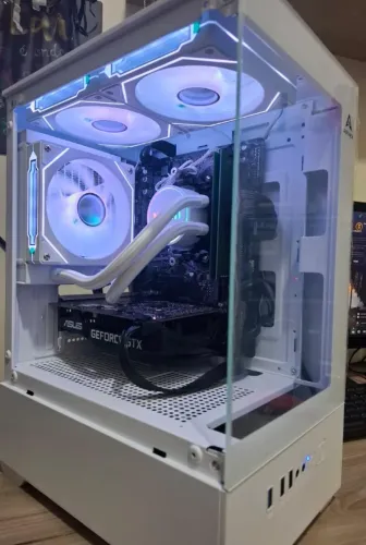 PC GAMER RYZEN 5 4500 + GTX 1650 SUPER