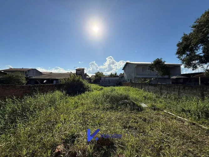 Terreno à venda no Balneário Santa Terezinha.