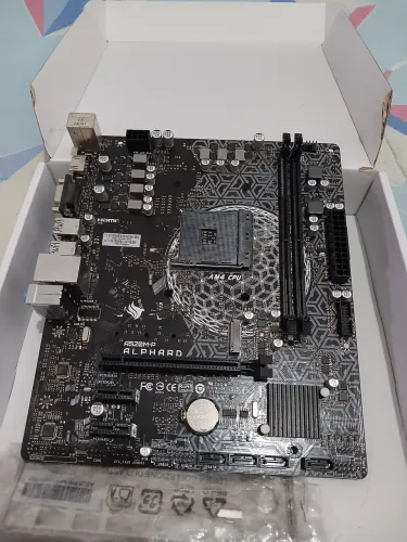Placa-Mãe Pichau A520M-P Alphard AM4 com Defeito + Acessórios.