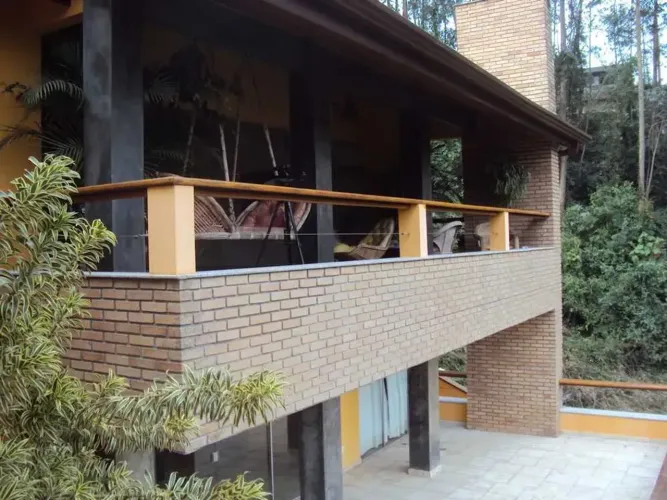 Casa Jundiai Capitalville com 4 suítes, piscina, quadra, casa caseiro, frente lago