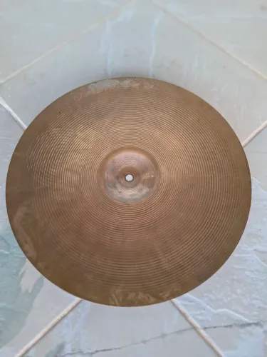 Prato Ataque Sabian B8 Pro Medium Crash 16 usado