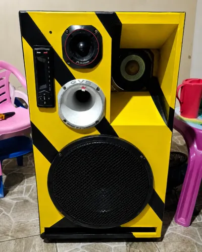 Vendo caixa Bob trio completa