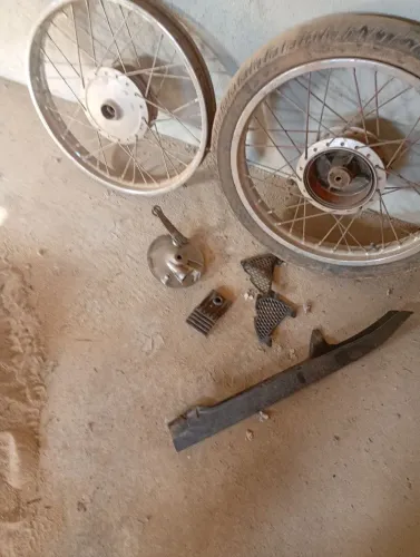 Rodas dianteiro ybr 125