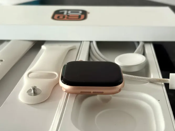Apple Watch 10 - 46mL ( negociável)