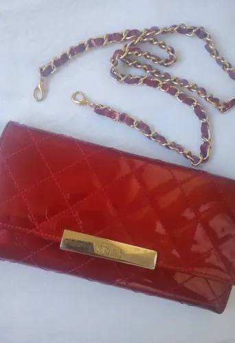 Carteira/bolsa vermelha verniz perla - Santa Lolla 