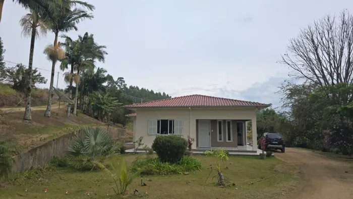 Vendo sítio em Treze de Maio<br>900Mil Reais