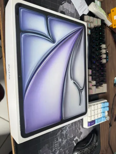 iPad Air 13 inch m2 wi fi 128gb