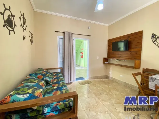 Apartamento à venda na Praia da Maranduba. Ubatuba. Mobiliado. Condomínio com piscina