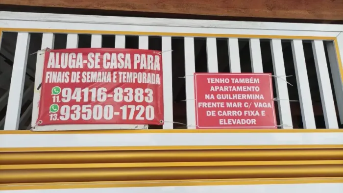 CASA TEMPORADA PÉ NA AREIA- PRAIA GRANDE.SP