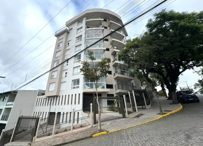 CAXIAS DO SUL - Apartamento Padrão - LOURDES