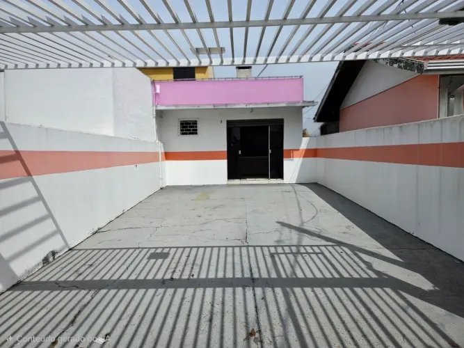 Alugo ponto comercial bairro Xaxim Curitiba