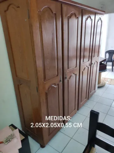 GUARDA ROUPA 4 PTS. MADEIRA MACIÇA.
