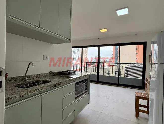 Studio de 28m² com 11 quartos em Santana