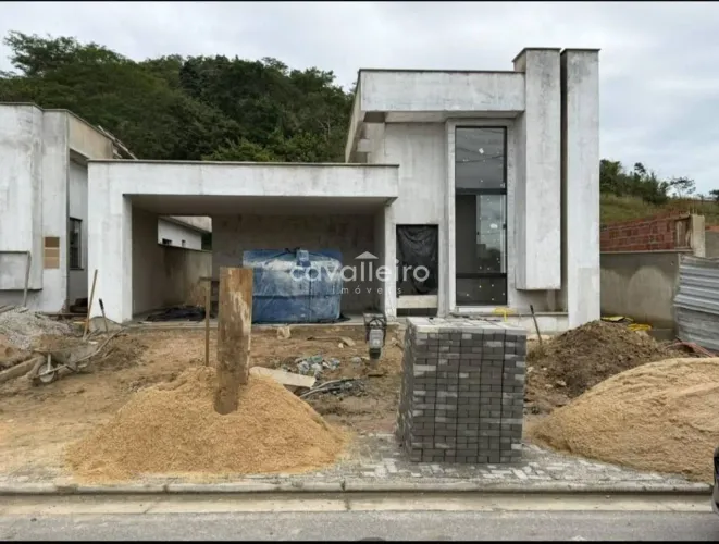 Condomínio Alphaville 2, Casa com 3 Quartos Suítes, Piscina, Área Gourmet, à venda, 170 m²