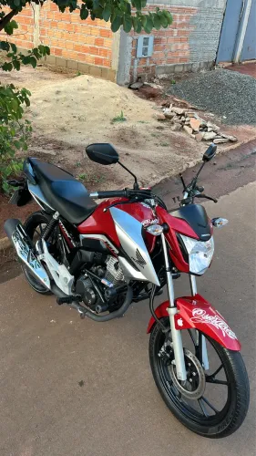 Vendo titan 160, único dono tirei 0km na Honda, Manual chave reserva