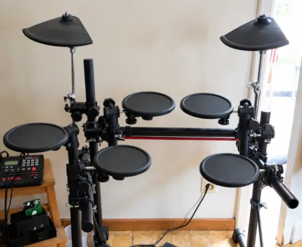 BATERIA ELETRÔNICA YAMAHA DTX V2.0 KIT COMPLETO (Preço Baixo, Motivo Mudança)