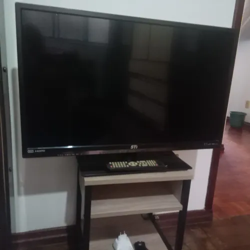 TV LED SEMP TOSHIBA 32"