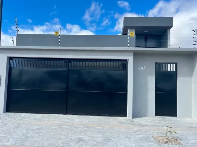Casa No Bairro Vale Dourado