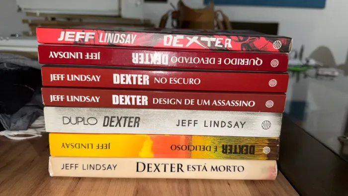 Coleção de Livros Dexter (08 LIVROS)