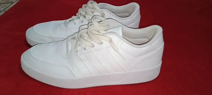 Tênis Adidas original número 41 em perfeito estado