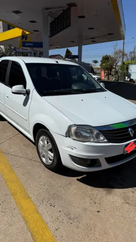 Renault Logan Expression Hi-flex 1.6 8V 4P 2013
